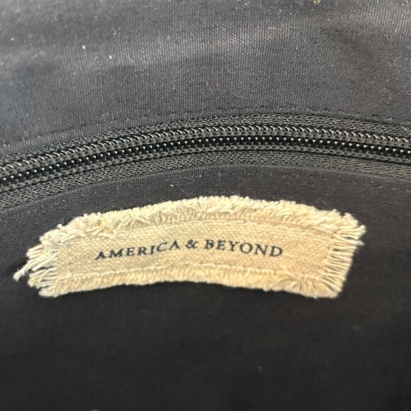 America and Beyond Beaded Clutch/Crossbody - Black, White and Floral - Picture 4 of 13